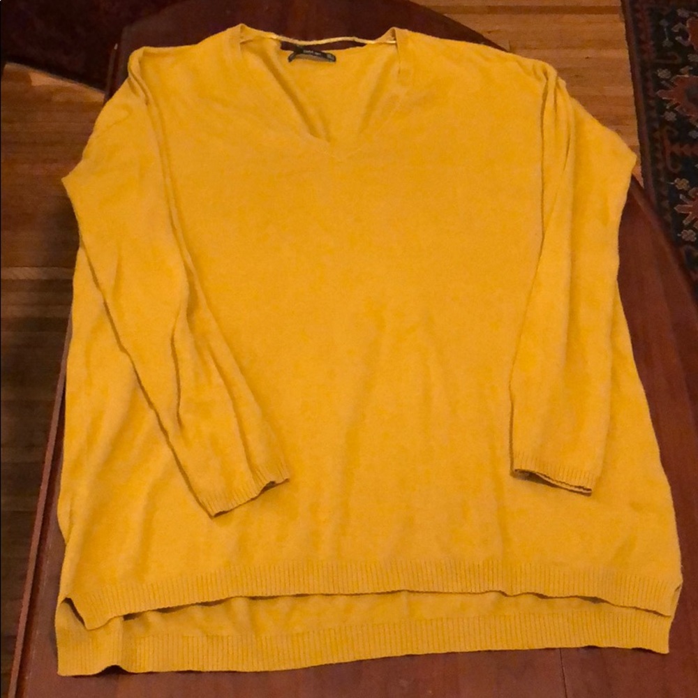 Gold yellow medium  Zara  v neck sweater  25 inc